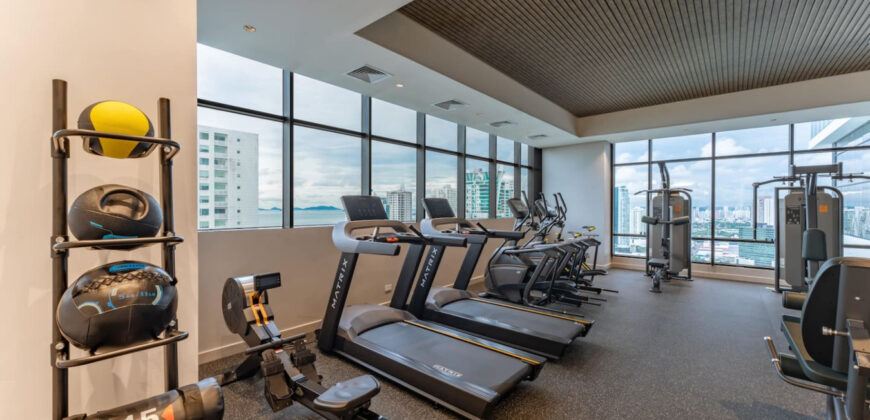 Deluxe Loft with City View