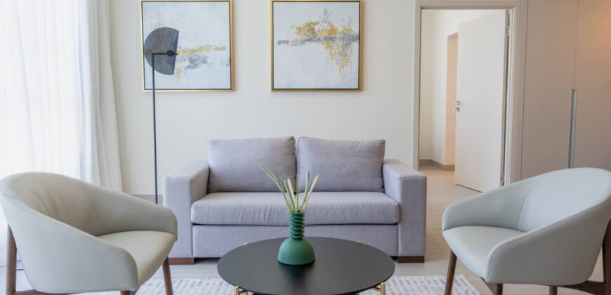 Spacious 1-Bedroom with Panoramic Park Views