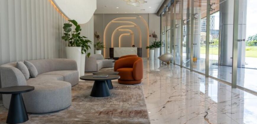 Furnished 1 BR Apartment with Ocean & Park Views for Business Stays