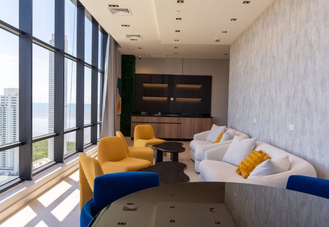 Coastal View 1-Bedroom for Corporate Relocation Panama
