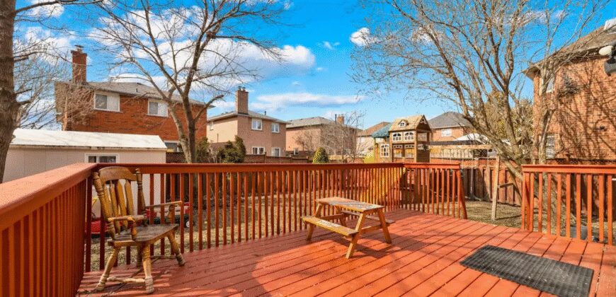 3 Bedroom House in Mississauga – Mississauga Haven