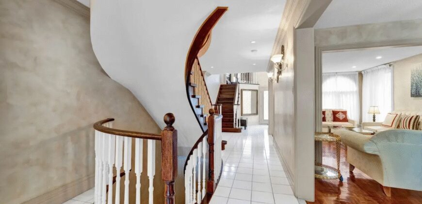 3 Bedroom House in Mississauga – Mississauga Haven